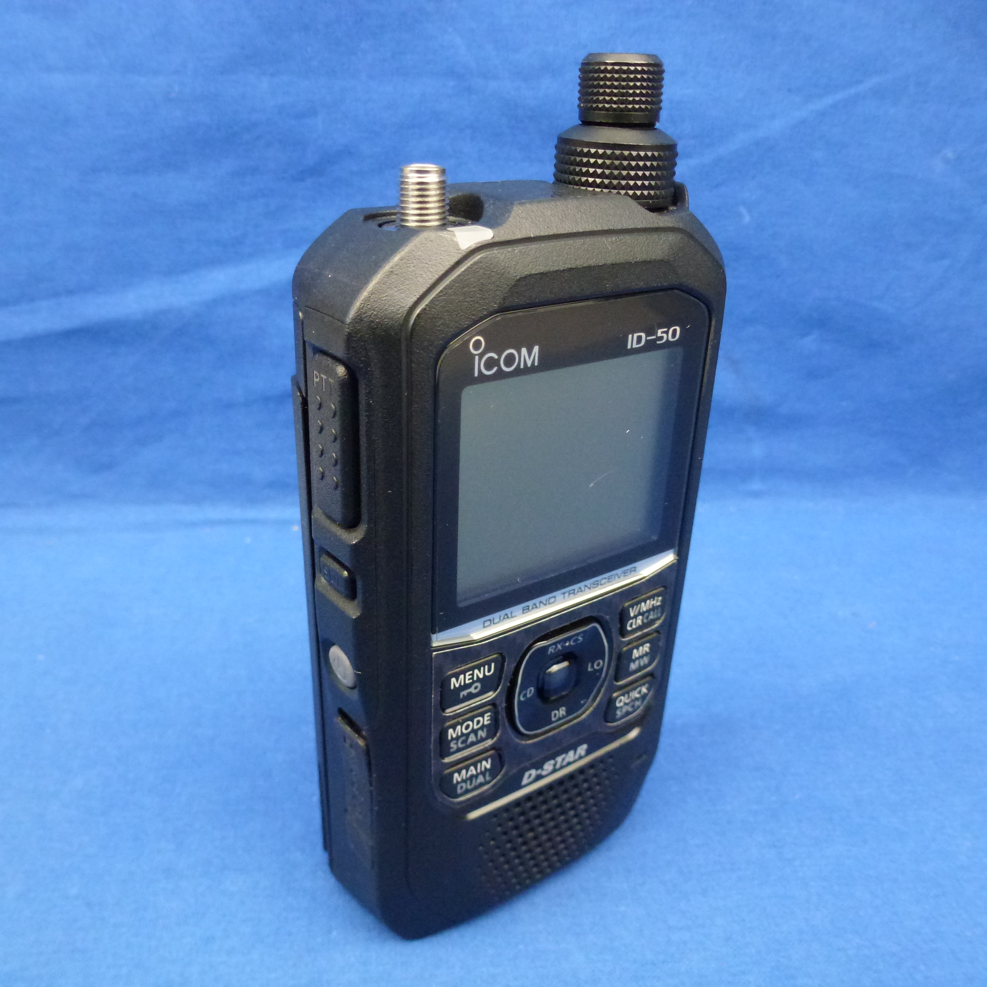 中古品】ID-50 （ID50) 程度【C】附属品【箱/バッテリー/アンテナ