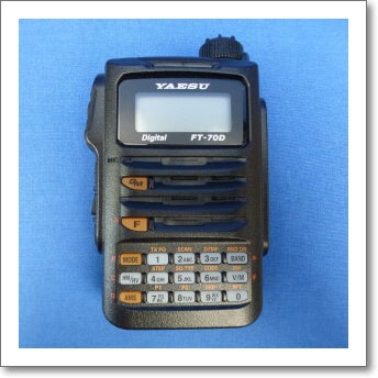 中古品】FT-70D （FT70D) 程度【C】附属品【箱/充電器/バッテリー