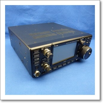 中古品】IC-9700 （IC9700) 程度【C】附属品【箱/電源ケーブル/マイク